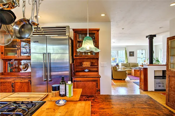 $789,000 | 59 Mason Road, Barrington, RI 02806
