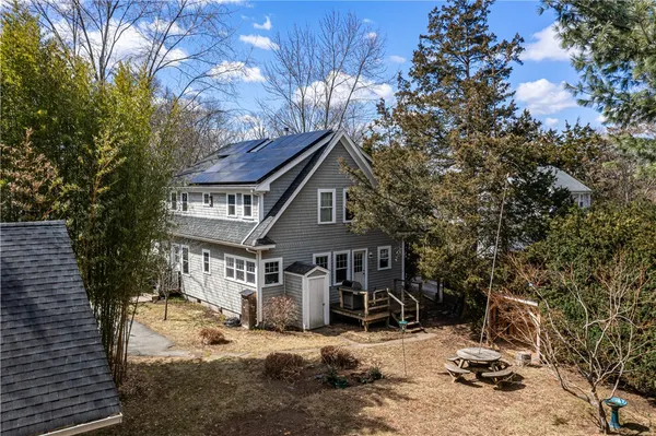 $789,000 | 59 Mason Road, Barrington, RI 02806