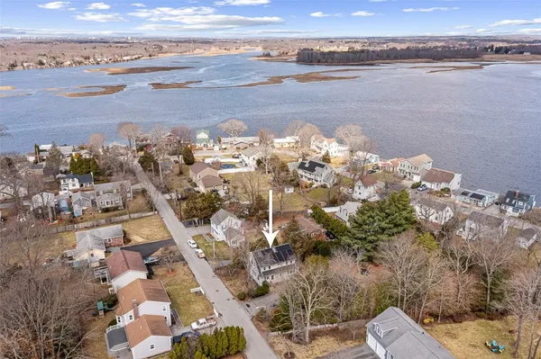 $789,000 | 59 Mason Road, Barrington, RI 02806