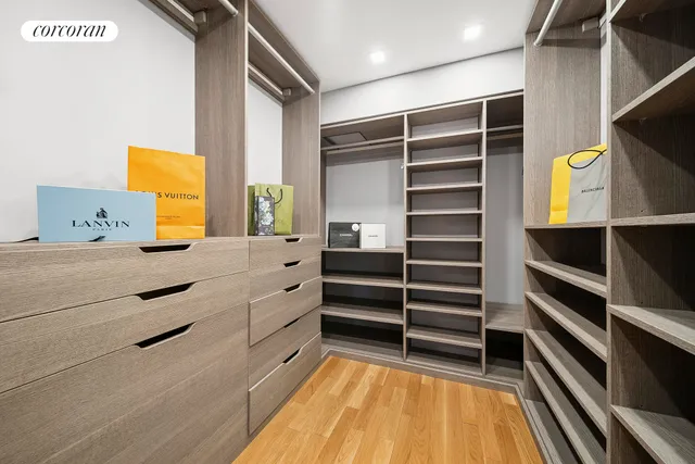 $1,895,000 | 121 East 23rd Street, Unit 4D | Flatiron