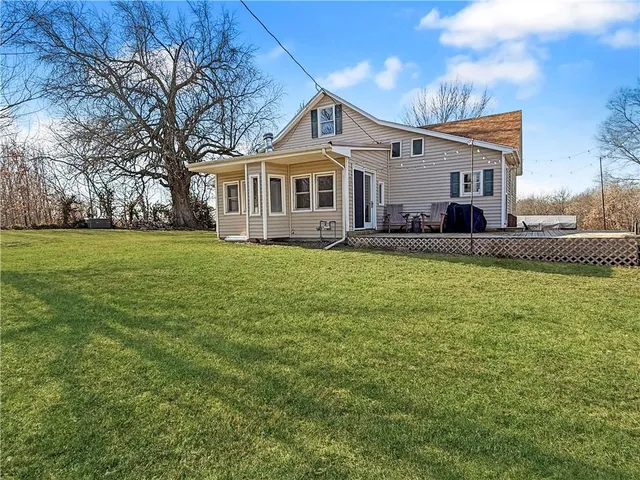 $315,000 | 20628 Elm Drive, Higginsville, MO 64037