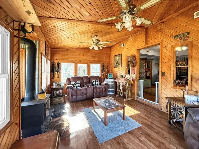 $315,000 | 20628 Elm Drive, Higginsville, MO 64037