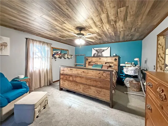 $315,000 | 20628 Elm Drive, Higginsville, MO 64037