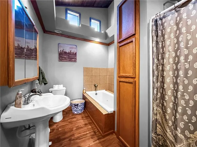 $315,000 | 20628 Elm Drive, Higginsville, MO 64037