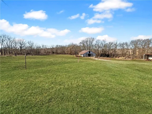 $315,000 | 20628 Elm Drive, Higginsville, MO 64037