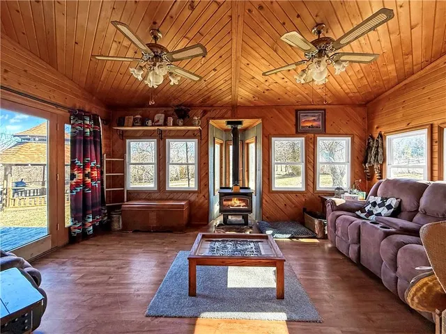 $315,000 | 20628 Elm Drive, Higginsville, MO 64037