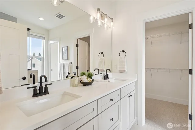 $1,050,000 | 11 160th Place Southeast, Bothell, WA 98012