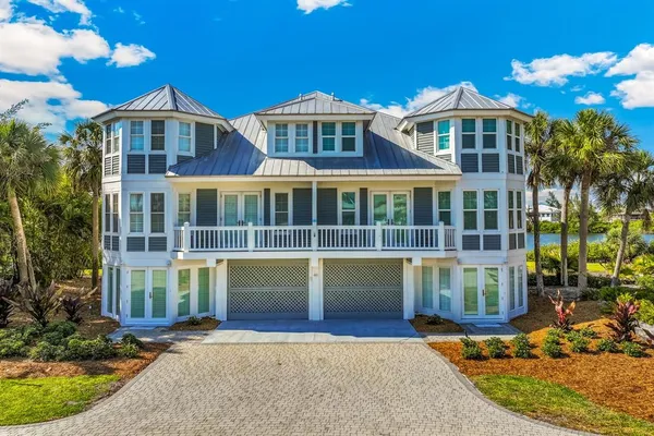 $4,750,000 | 40 Seawatch Lake Drive, Boca Grande, FL 33921