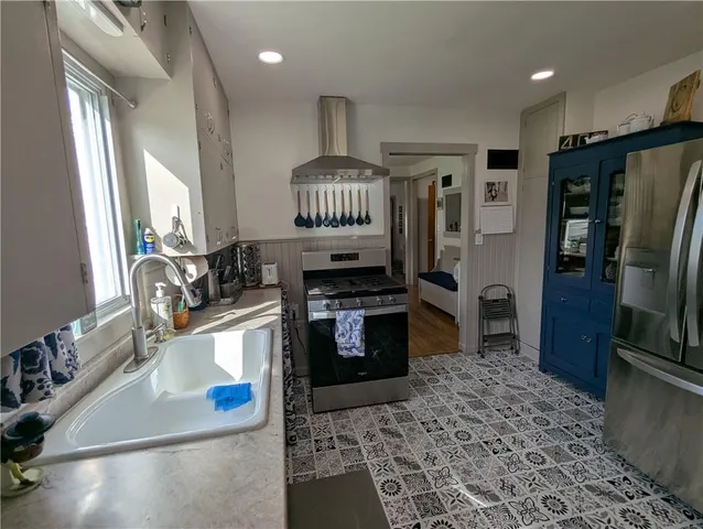 $170,000 | 407 South 1st Street, Hiawatha, KS 66434