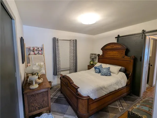 $170,000 | 407 South 1st Street, Hiawatha, KS 66434