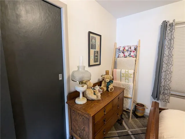 $170,000 | 407 South 1st Street, Hiawatha, KS 66434