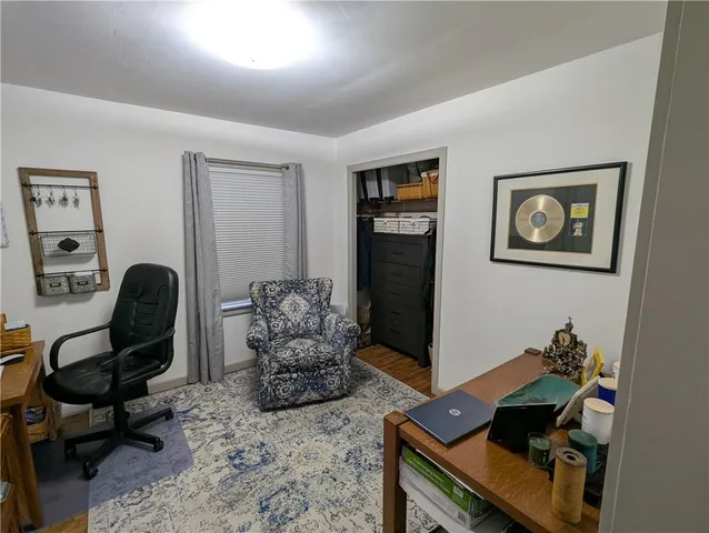 $170,000 | 407 South 1st Street, Hiawatha, KS 66434