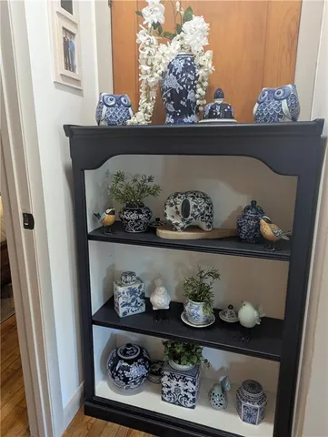 $170,000 | 407 South 1st Street, Hiawatha, KS 66434