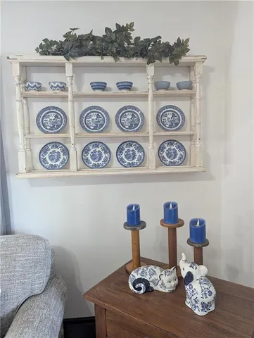 $170,000 | 407 South 1st Street, Hiawatha, KS 66434