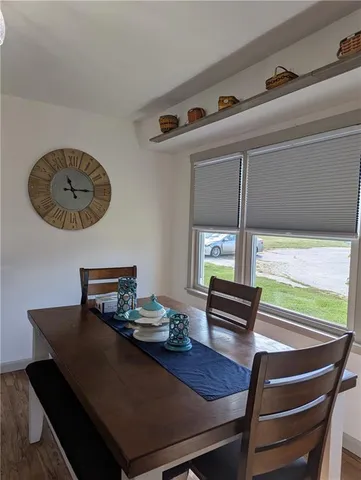 $170,000 | 407 South 1st Street, Hiawatha, KS 66434