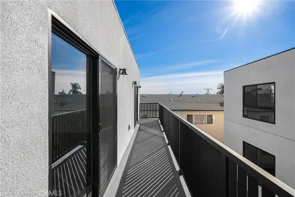 $5,245 | 1342 North Kingsley Drive, Unit 1, Los Angeles, CA 90027