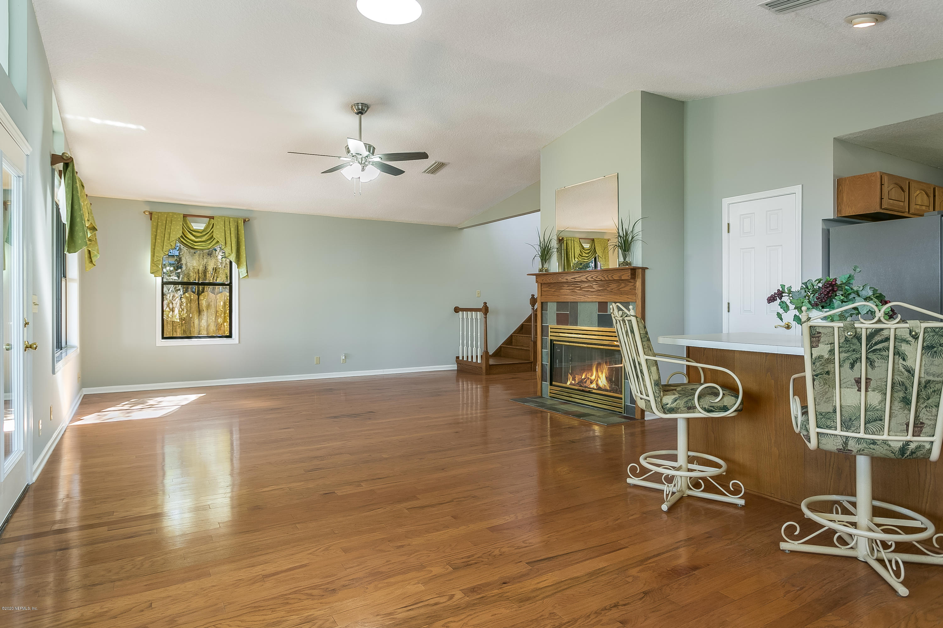 4239 Magnolia Road Orange Park, FL 32065 - Photo 9 of 40 a view of a room with gym equipment