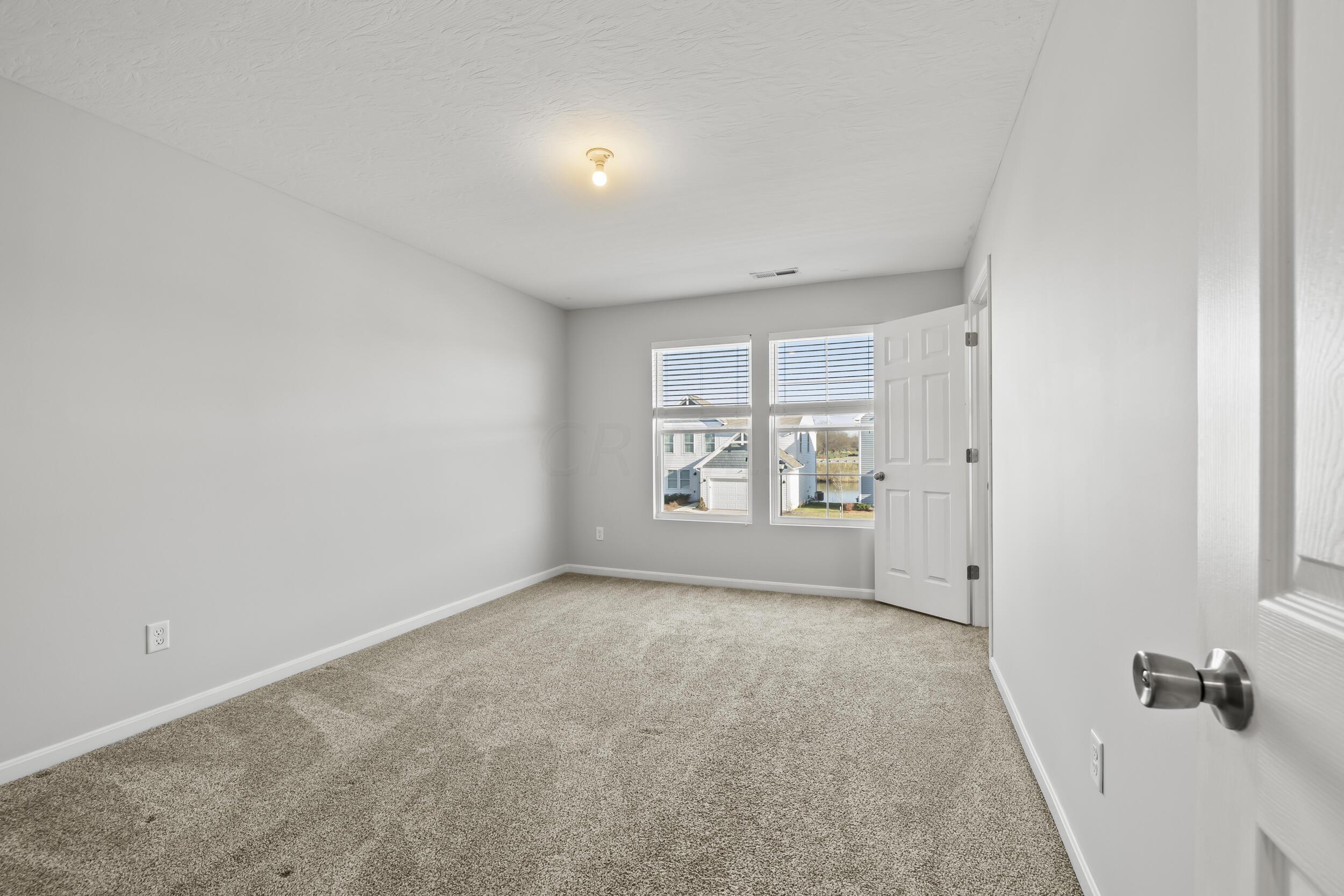 4853 Amber Crossing Road Columbus, OH 43232 - Photo 20 of 39 bedroom 2-01