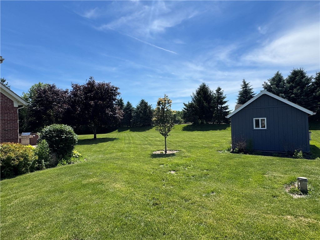 738 Governors Road Troy, OH 45373 - Photo 3 of 32