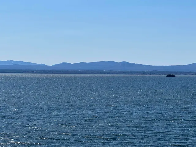 $349,900 | 41 Lake Drive, South Hero, VT 05486