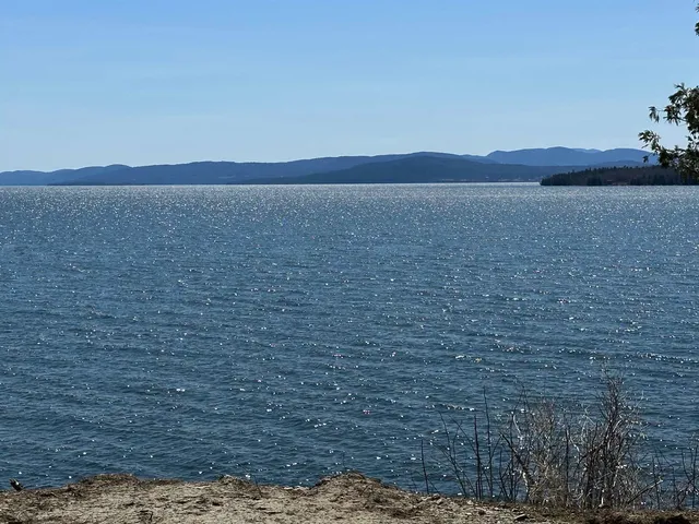 $349,900 | 41 Lake Drive, South Hero, VT 05486