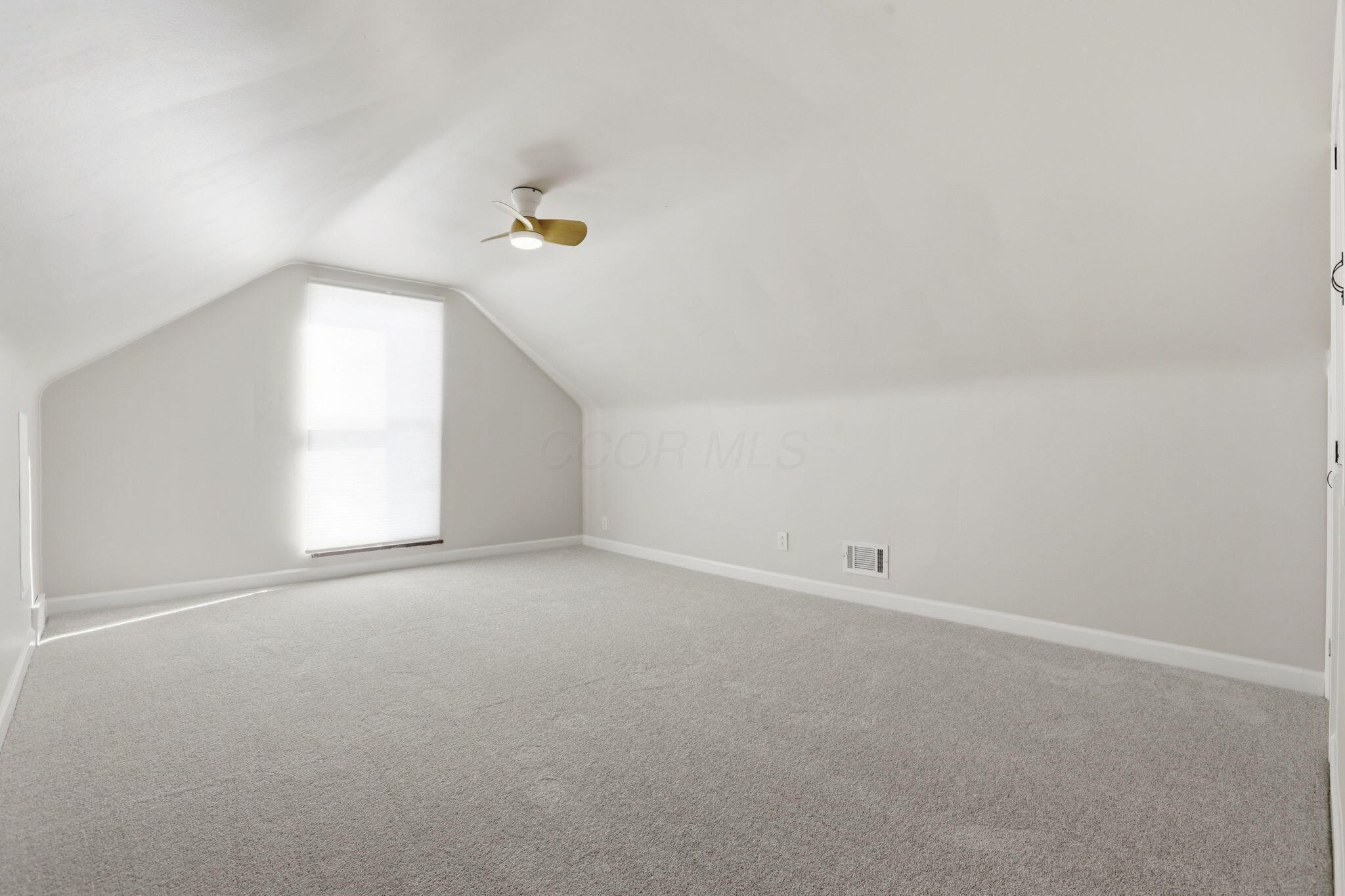 3645 Maize Road Columbus, OH 43224 - Photo 30 of 50 35-web-or-mls-939A0096