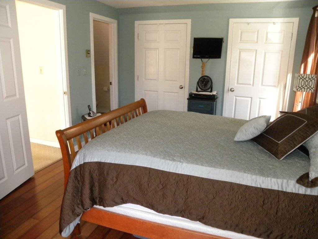 8 Old Coach Road Londonderry, NH 03053 - Photo 8 of 17