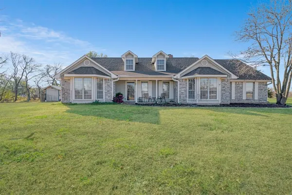 $419,900 | 214 1501st Spur, Pattonville, TX 75468