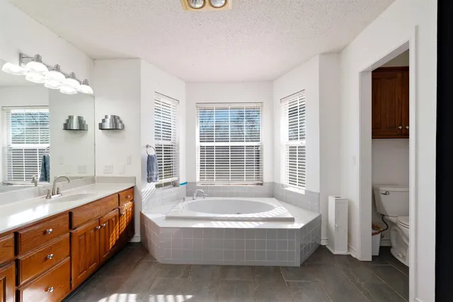 $419,900 | 214 1501st Spur, Pattonville, TX 75468