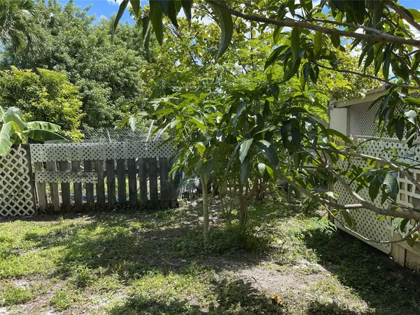 $385,000 | 671 Northwest 38th Street, Deerfield Beach, FL 33064