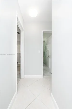 $5,000 | 810 South Rainbow Drive, Hollywood, FL 33021