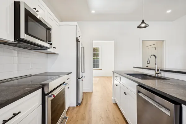 $995,000 | 26 Mt Peg Road, Unit B, Woodstock, VT 05091