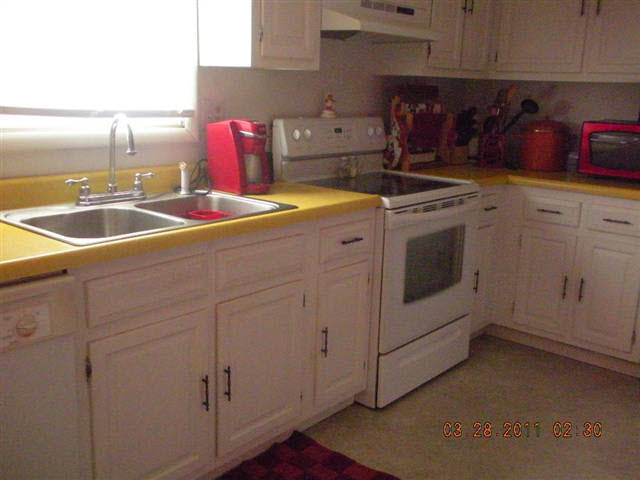 601 South Harvey Road Muncie, IN 47304 - Photo 8 of 12