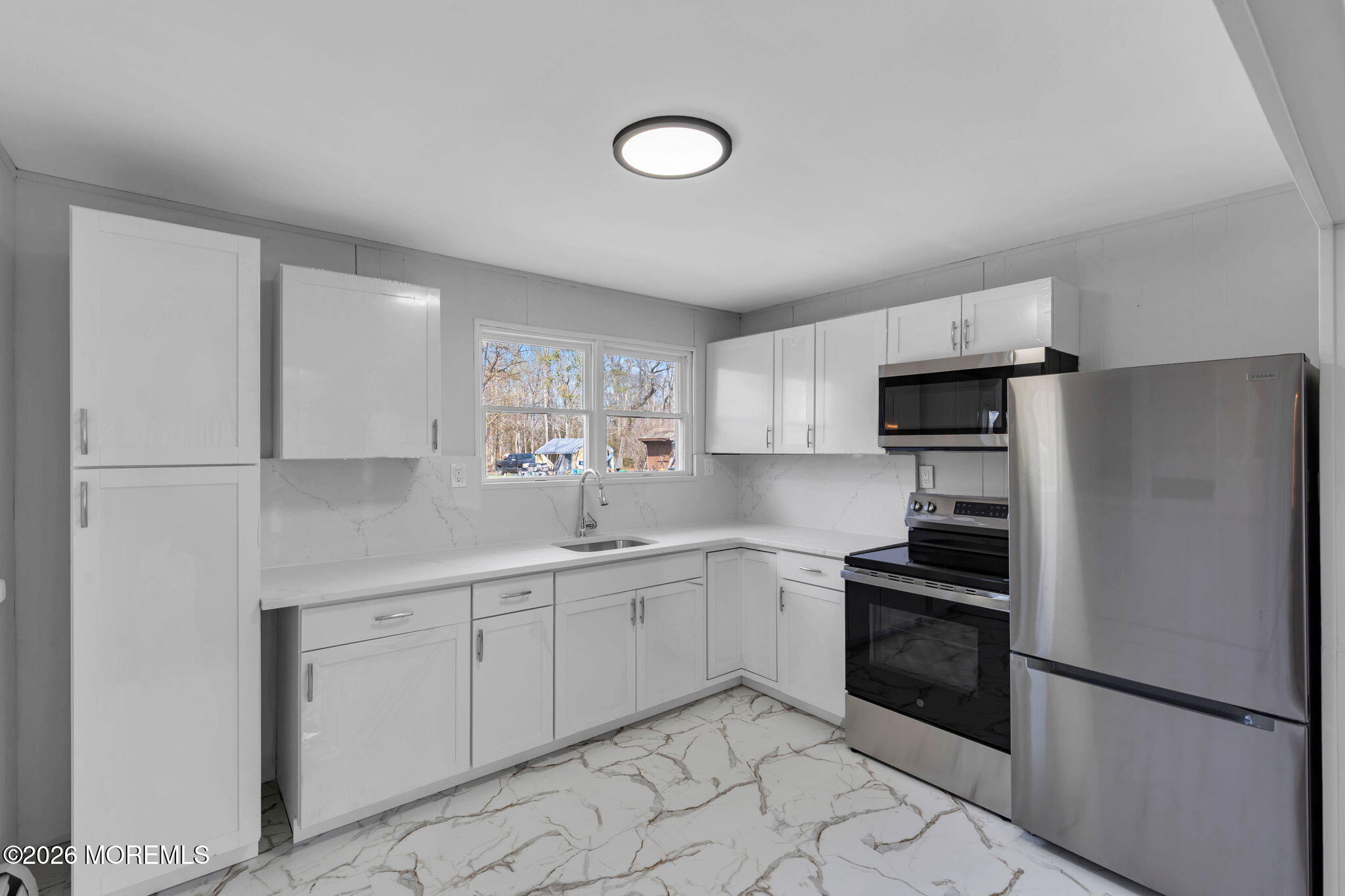 73 Maxim Road Howell, NJ 07731 - Photo 6 of 56 22-web-or-mls-_F1A4515