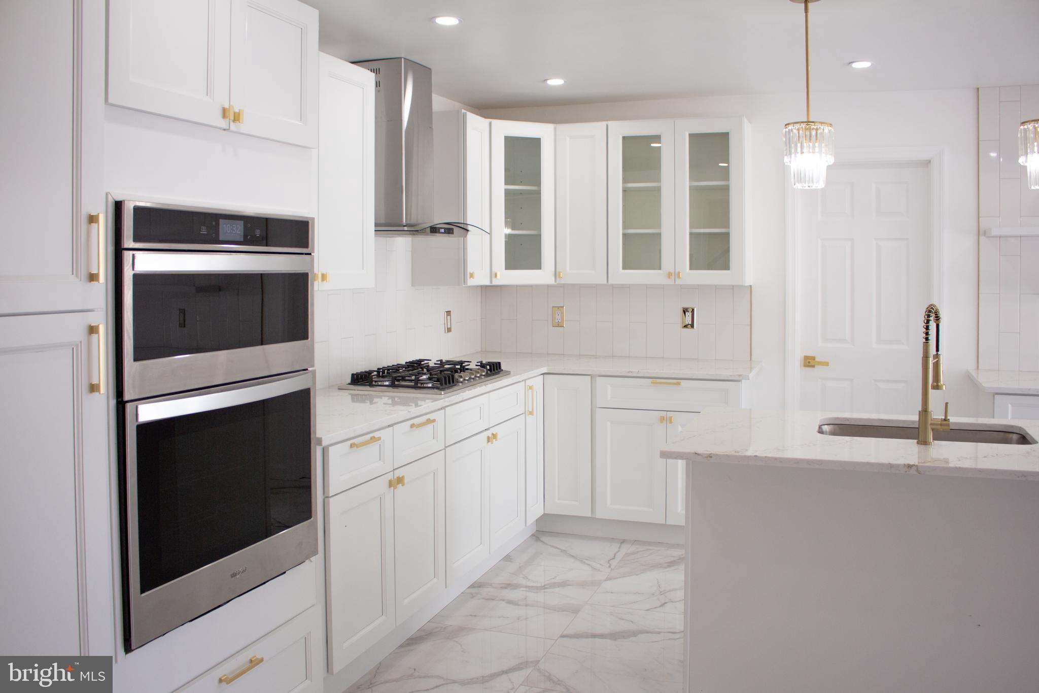 124 Warwick Road Lawnside, NJ 08045 - Photo 9 of 37 Breathtaking Kitchen