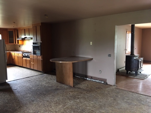 7698 East 16 1/2 Road Manton, MI 49663 - Photo 7 of 10 1864336-6.JPG