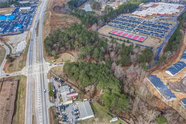 $500,000 | 0 Hwy 78 Loganville Ga 30052, Loganville, GA 30052
