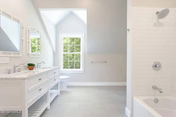 $970,000 | 60 Parsley Lane, Sheffield, MA 01257