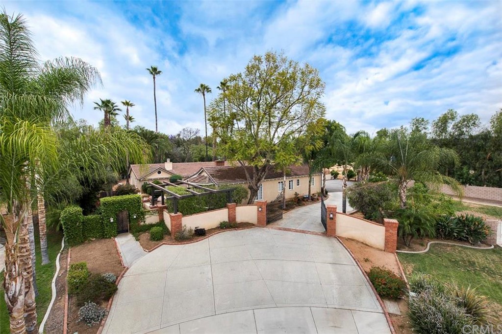 1615 Dustin Place Riverside, CA 92506 - Photo 1 of 1 Your private estate....