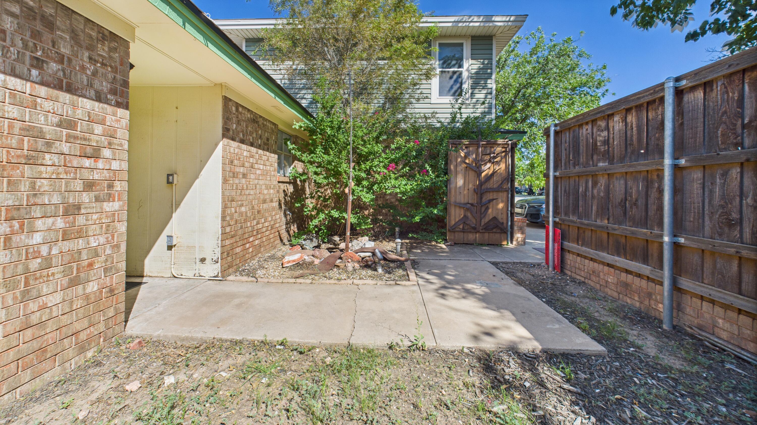 5719 2nd Street Lubbock, TX 79416 - Photo 13 of 61 CAM03710G0-PR0132-STILL005