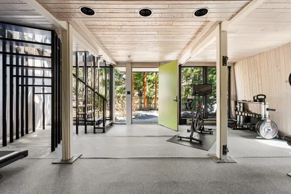 $3,049,000 | 995 Brush Hill Road, Milton, MA 02186