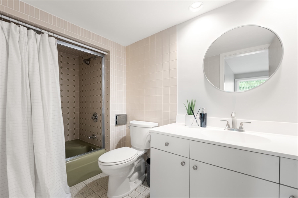 995 Brush Hill Road Milton, MA 02186 - Photo 30 of 42