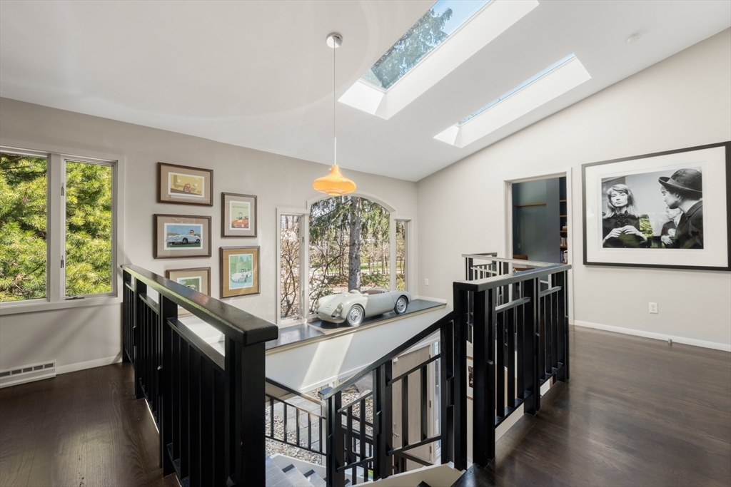 995 Brush Hill Road Milton, MA 02186 - Photo 3 of 42