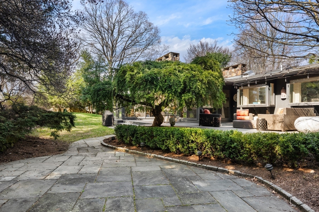 995 Brush Hill Road Milton, MA 02186 - Photo 31 of 42