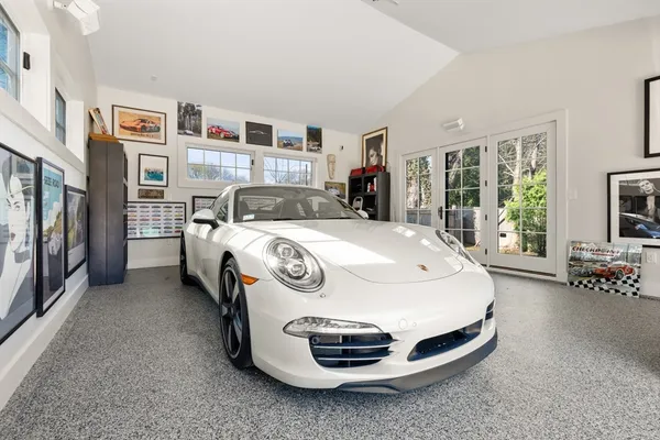 $3,049,000 | 995 Brush Hill Road, Milton, MA 02186