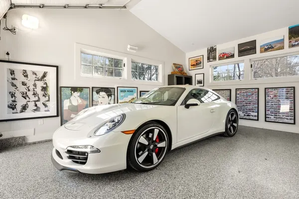 $3,049,000 | 995 Brush Hill Road, Milton, MA 02186