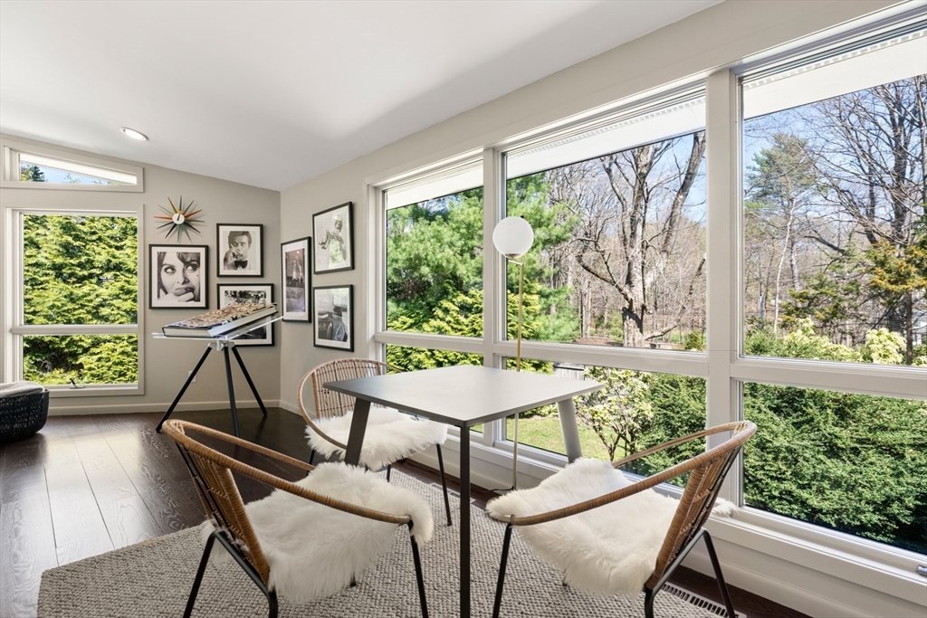 995 Brush Hill Road Milton, MA 02186 - Photo 6 of 42