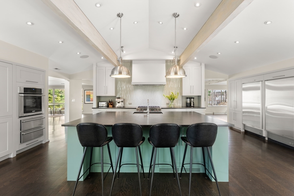 995 Brush Hill Road Milton, MA 02186 - Photo 10 of 42