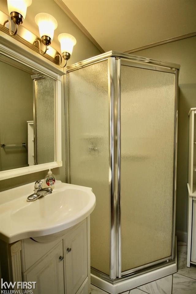 4404 North Genesee Road Flint, MI 48506 - Photo 9 of 18