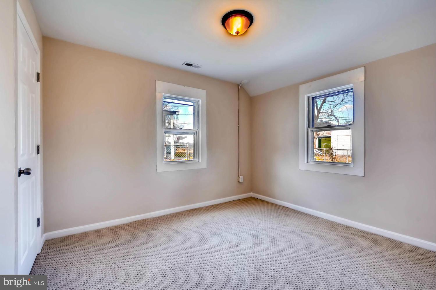 3121 Baybriar Road Baltimore, MD 21222 - Photo 14 of 26 Interior (General)